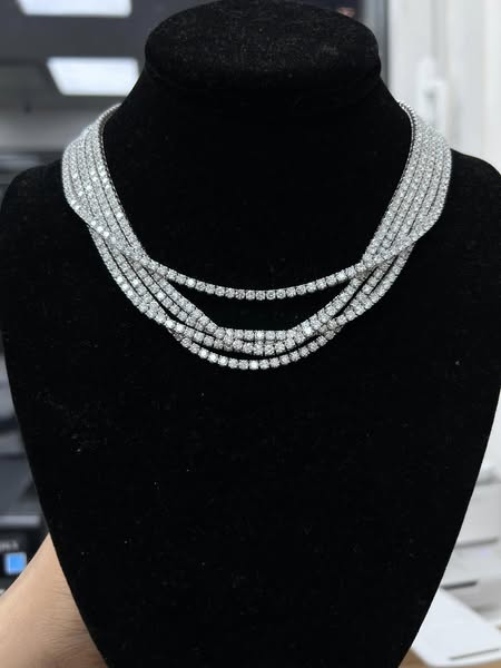 8 Pointer 17” 2.7MM Tennis Necklace